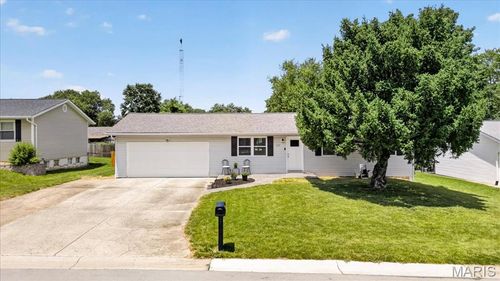 3629 Chervil Dr, Saint Charles, MO, 63303-6302 | Card Image