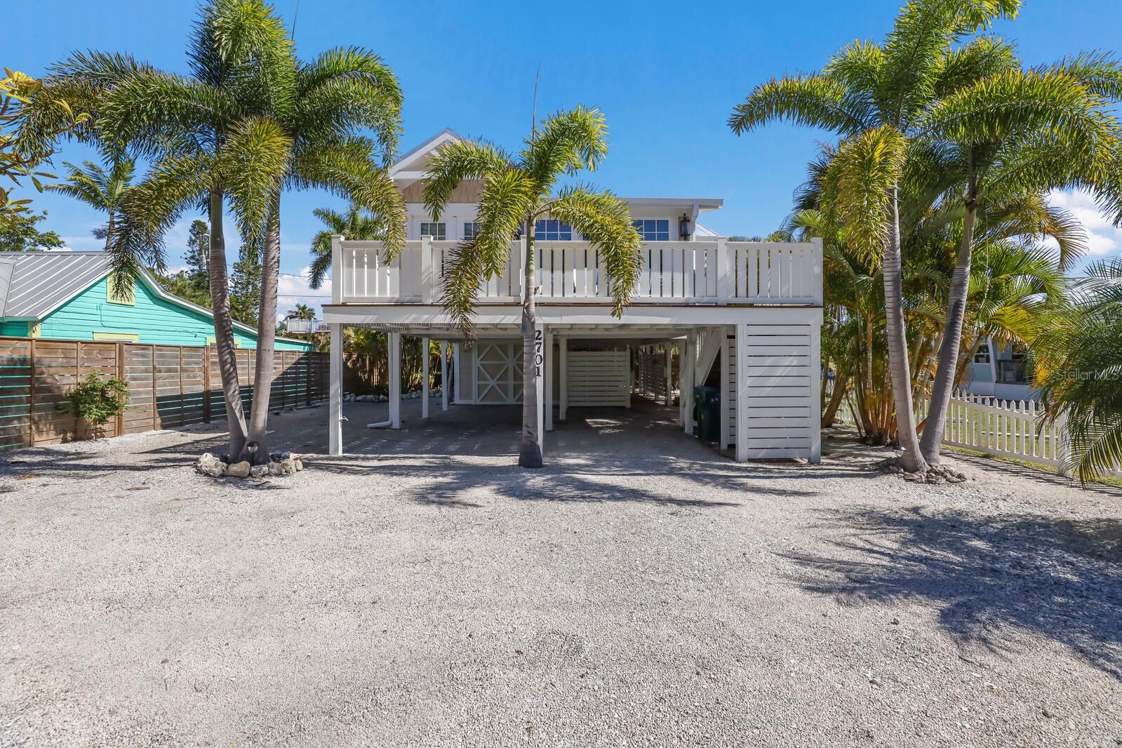 Gulf Dr, Holmes Beach, FL 34217