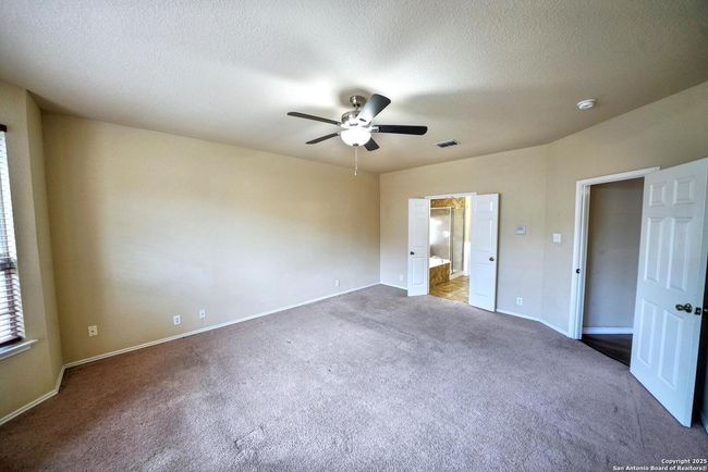 9022 Anderson Blf, House other with 5 bedrooms, 4 bathrooms and null parking in Converse TX | Image 23