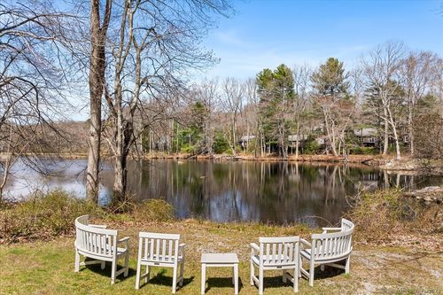 45 Main St, Essex, CT, 06426-1134 | Card Image