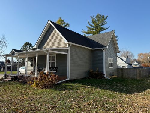 502 East St, Tipton, IN, 46072-1427 | Card Image