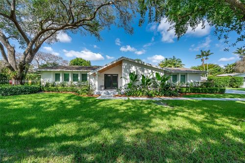 16650 Sw 77th Ct, Palmetto Bay, FL, 33157-3770 | Card Image