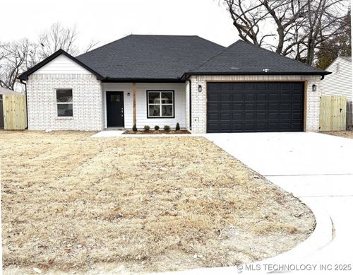 1332 N Irvington Ave, Tulsa, OK, 74115-5402 | Card Image