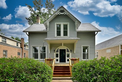 6424 Sinclair Ave, Berwyn, IL, 60402-3734 | Card Image