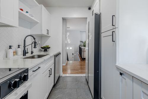 85 Padanaram Rd, Danbury, CT, 06811-2811 | Card Image