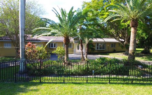 6282 Sw 133rd St, Pinecrest, FL, 33156-7153 | Card Image