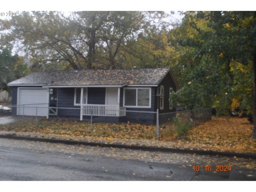 411 Sether Ave, Glendale, OR, 97442 | Card Image