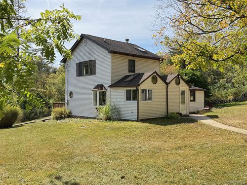 161 Canopus Hollow Rd, Putnam Valley, NY, 10579-1806 | Card Image