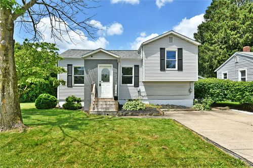 49 N Oakdale Ave, Hermitage, PA, 16148-1733 | Card Image