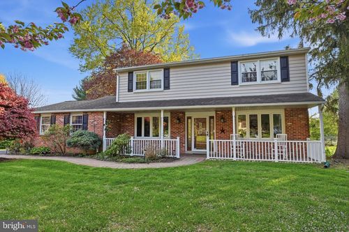 165 W Julianna Dr, CHURCHVILLE, PA, 18966-1217 | Card Image