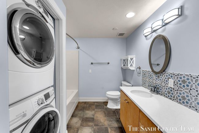 15 - 917 W Savidge St, Condo with 2 bedrooms, 2 bathrooms and null parking in Spring Lake MI | Image 35