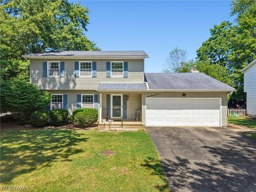 707 Twin Oaks Blvd, Medina, OH, 44256-3203 | Card Image