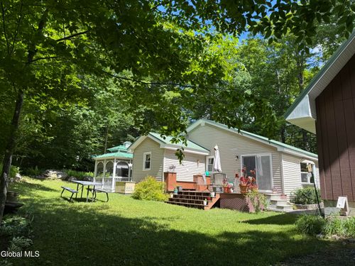 303 N Shore Rd Peck Lk, Gloversville, NY, 12078-7009 | Card Image