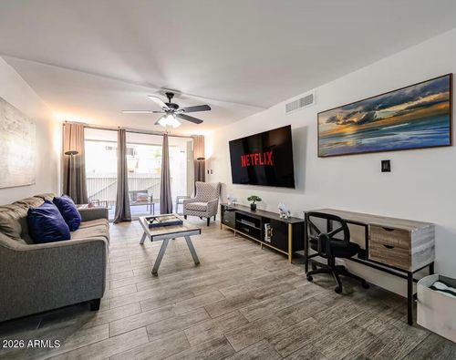 a114-7625 E Camelback Rd, Scottsdale, AZ, 85251-2105 | Card Image