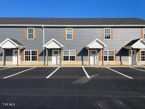 1080 Packing House Rd, Kingsport, TN, 37660-2044 | Card Image