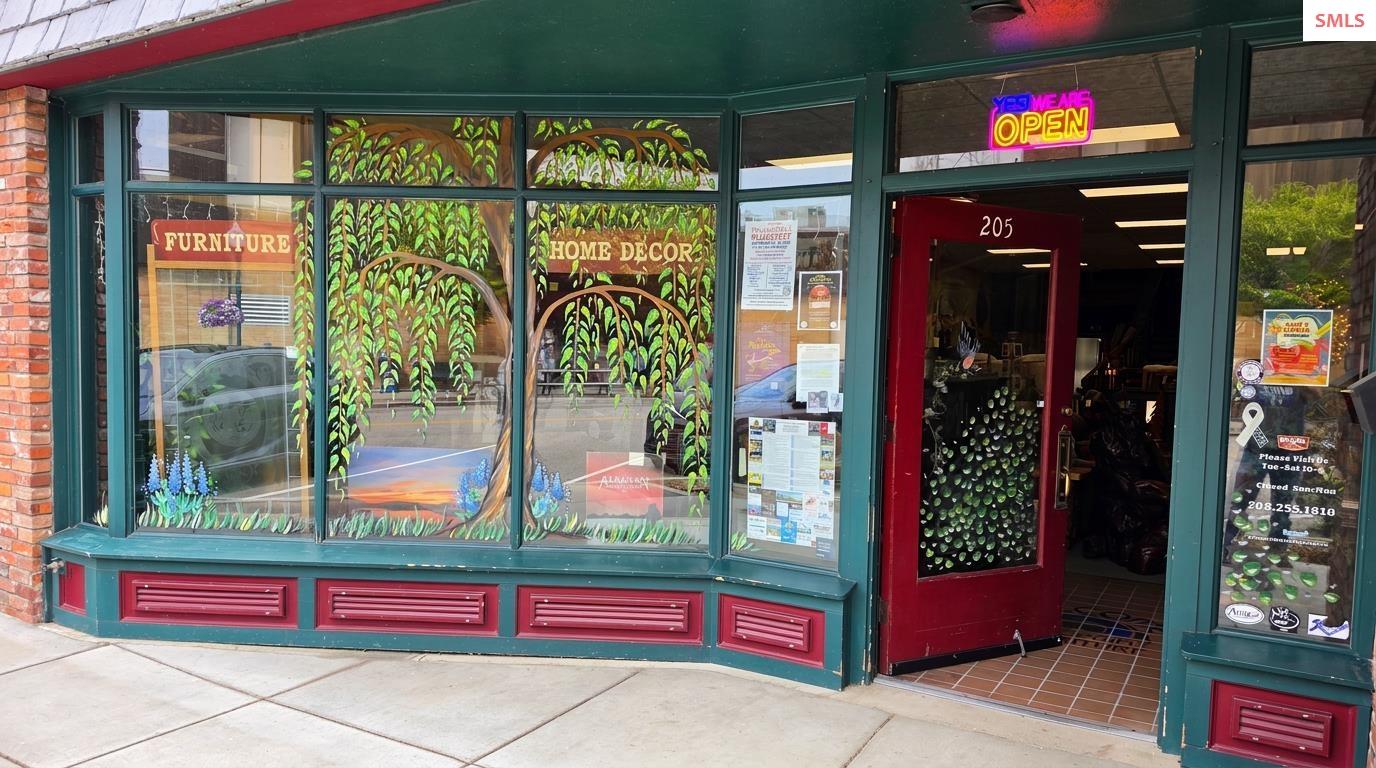 Commercial Sale in Sandpoint 2