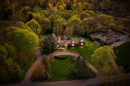 267 Woodberry Dr, Bloomfield Hills, MI, 48304-3563 | Card Image