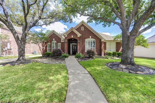 11826 Canyon Mills Dr, Houston, TX, 77095-6542 | Card Image