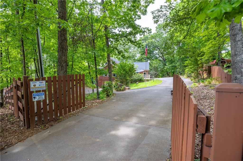 Cardinal Rd, White, GA 30184