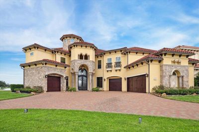 5 Majestic View Court, House other with 7 bedrooms, 6 bathrooms and null parking in Sugar Land TX | Image 2