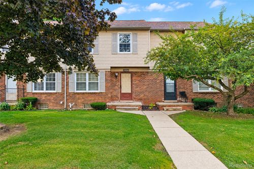 24244 Bashian Dr, Novi, MI, 48375-2920 | Card Image