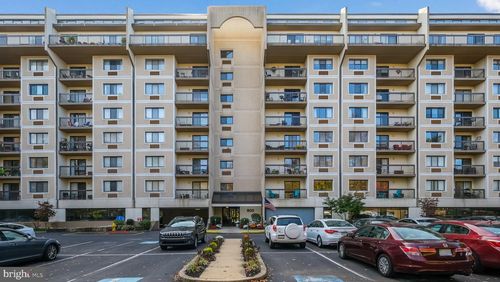 7p-800 Avondale Rd, WALLINGFORD, PA, 19086-6665 | Card Image