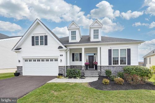 609 Metal St, PHOENIXVILLE, PA, 19460-0417 | Card Image