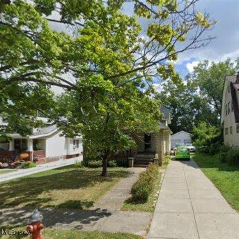 Broadale Rd, Cleveland, OH 44109