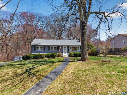 127 Pollys Ln, Uncasville, CT, 06382-1436 | Card Image