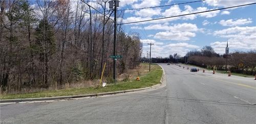 5101 Burlington Rd, Greensboro, NC, 27405-8608 | Card Image