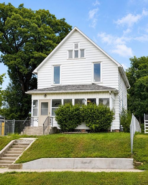 810 6th Avenue North, Fort Dodge, IA, 50501 | Card Image