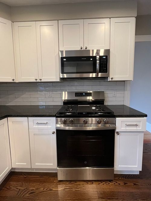 apt-1-397 Lincoln Ave, Saugus, MA, 01906-4571 | Card Image