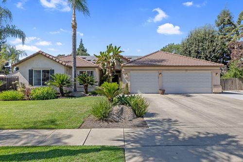 3306 W Taylor Ave, Visalia, CA, 93291-6555 | Card Image