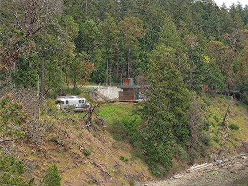 240 Old Scott Rd, Salt Spring Island, BC, V8K2L6 | Card Image