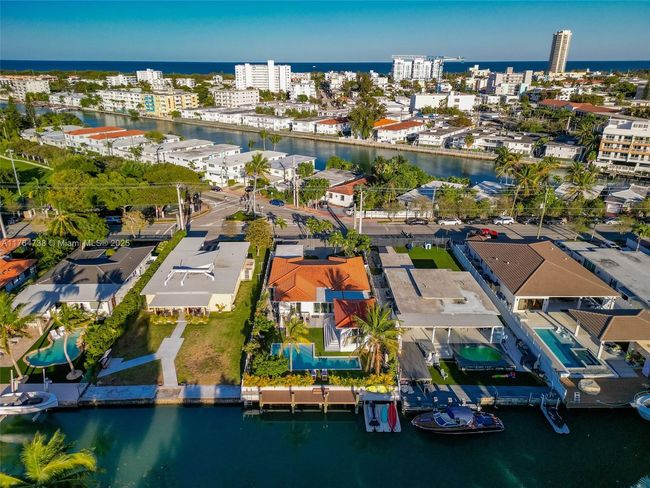 7770 Hawthorne Ave, House other with 4 bedrooms, 3 bathrooms and null parking in Miami Beach FL | Image 66