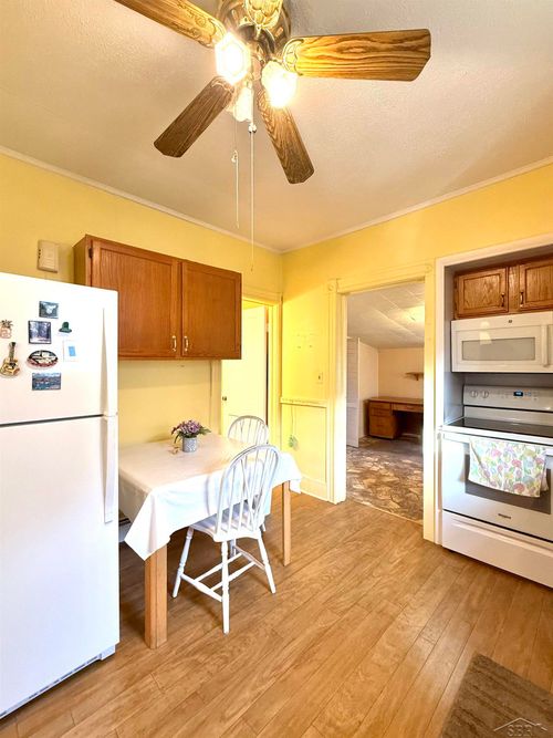 22 W Sebewaing St, Sebewaing, MI, 48759-1312 | Card Image