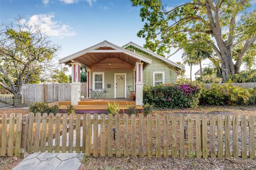 3000 2nd Ave N, ST PETERSBURG, FL, 33713-8615 | Card Image