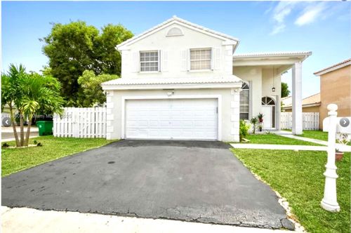 620 Royal Palm Way, Davie, FL, 33325-3016 | Card Image