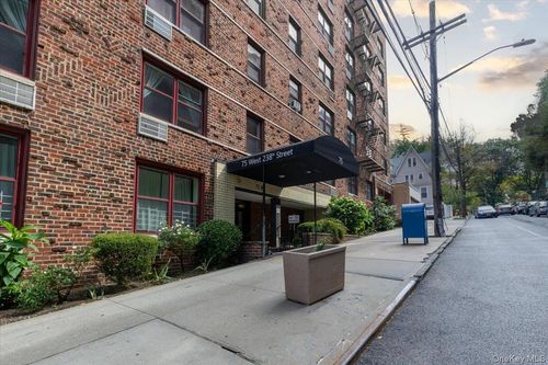 2d-75 W 238th St, Bronx, NY, 10463-4271 | Card Image