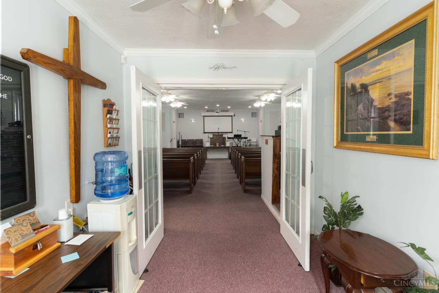 Commercial Sale in Lincoln Heights