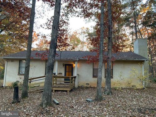 9000 Fox Run Dr, SPOTSYLVANIA, VA, 22551-5688 | Card Image