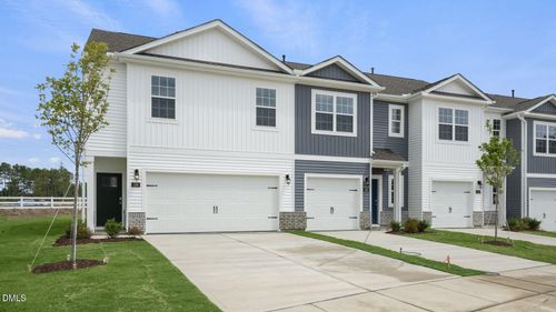 35 Virgo Dr, Angier, NC, 27501-6337 | Card Image