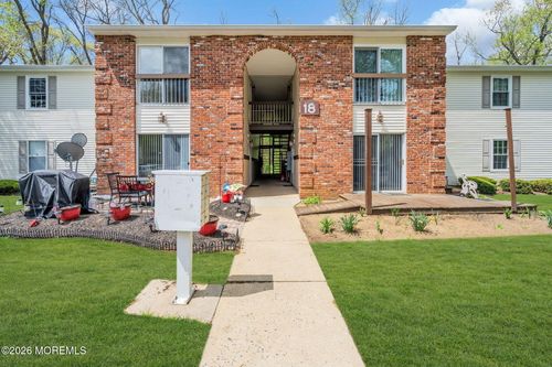 18-7 Augusta Ct, Freehold, NJ, 07728-3632 | Card Image