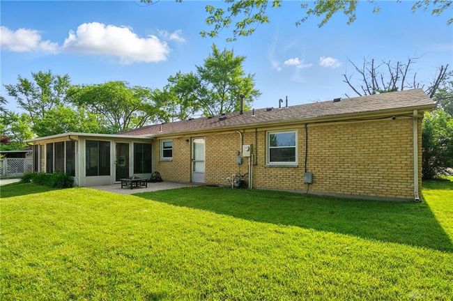 2946 Rockledge Trl, House other with 3 bedrooms, 2 bathrooms and null parking in Beavercreek OH | Image 44