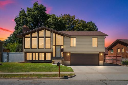 5521 S 2950 W, Roy, UT, 84067-1205 | Card Image
