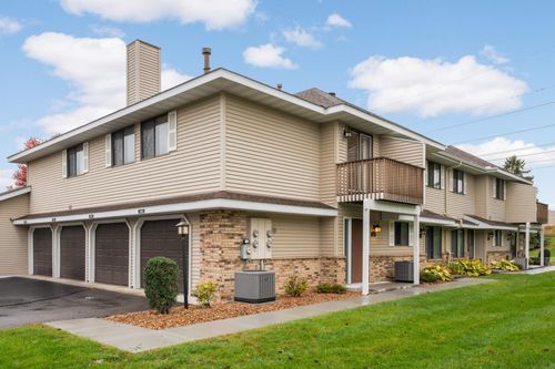 7486 Vinewood Ct, Maple Grove, MN, 55311-2820 | Card Image