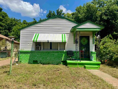1518 Ash St, Memphis, TN, 38108-1925 | Card Image