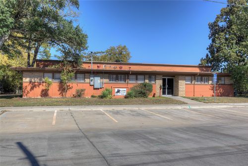 217 College St, Sulphur Springs, TX, 75482-2805 | Card Image