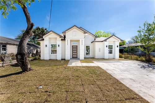 318 Cheyenne St, Corpus Christi, TX, 78405-2715 | Card Image