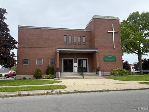 2499 Independence Ave, Niagara Falls, NY, 14301-2437 | Card Image